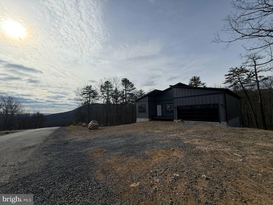 231 Sachem Hill, Hedgesville, WV 25427 - photo 1