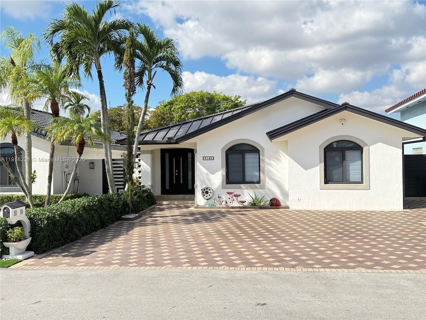 2146 SW 103rd Place, Miami, FL 33165 - photo 1