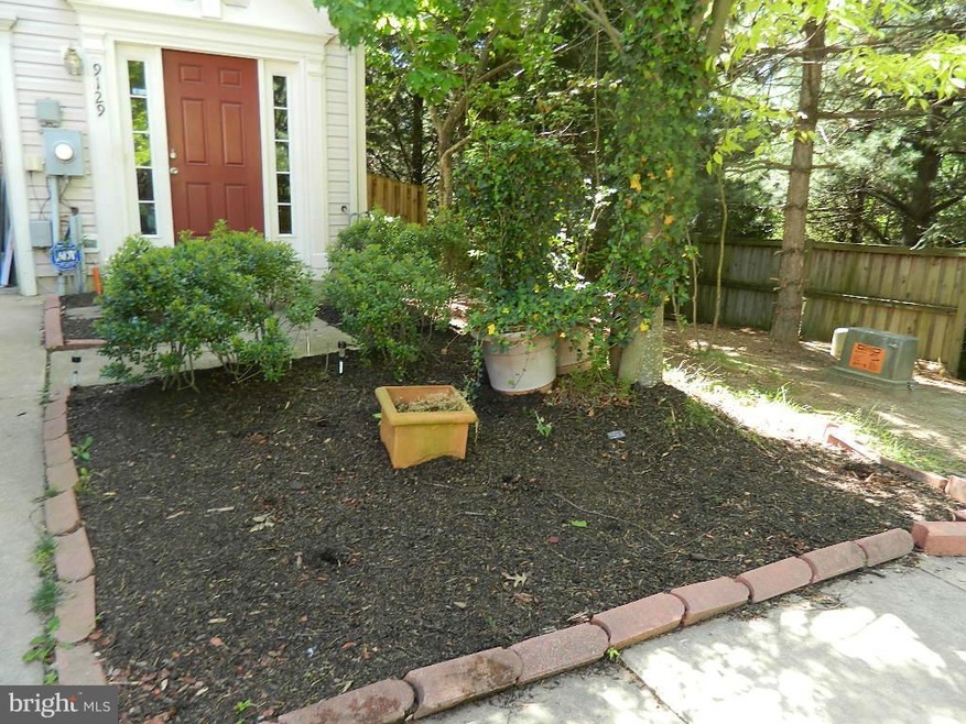 9129 Aventon Ct, Lorton, VA 22079 - photo 1