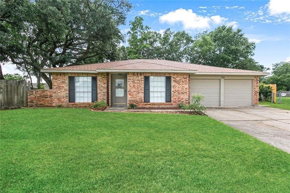 115 N Kings Ct, Slidell, LA 70458 - photo 1
