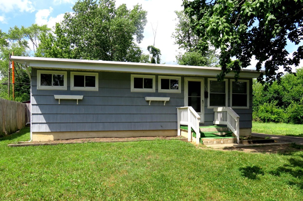 1656 E Maynard Front1