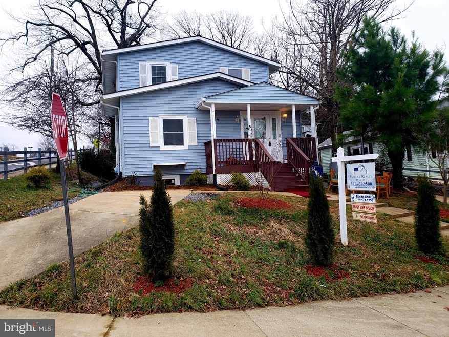 6725 Clinglog St, Capitol Heights, MD 20743 - photo 1