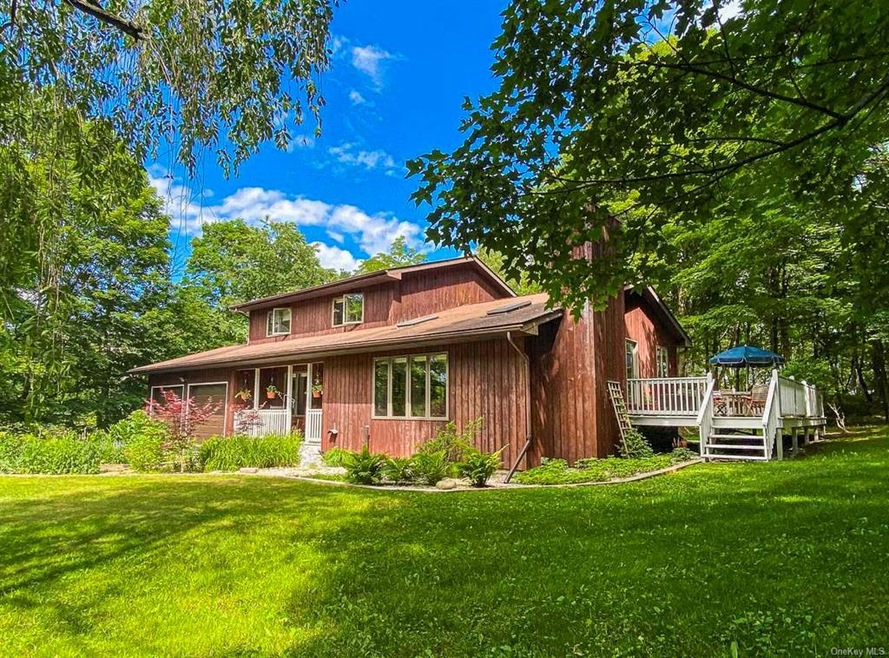 328 Allen Rd, Salt Point, NY 12578 - photo 1