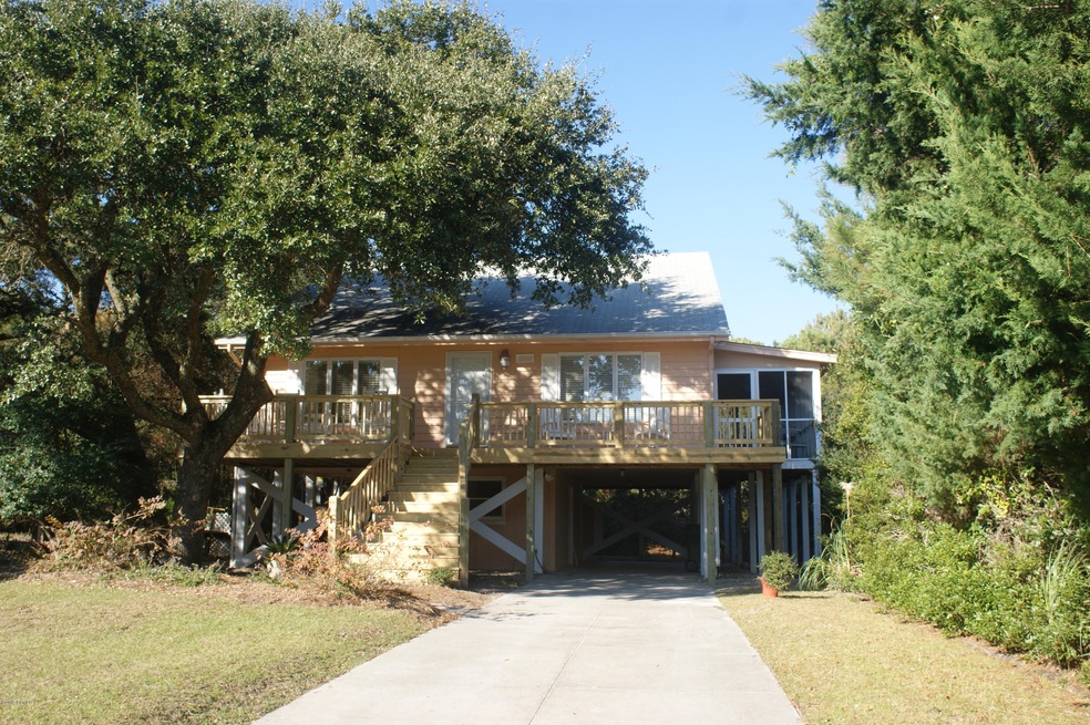 Island Circle E.I 004