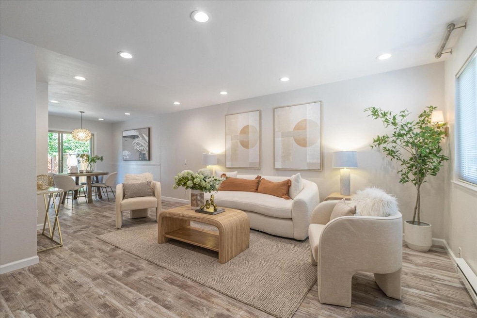 Sold $1,170,000 • Co-Listing Agent