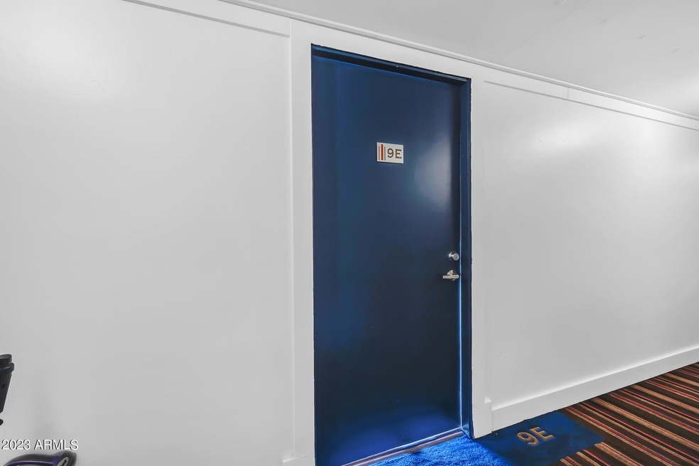 4750 N. Central 9E-1