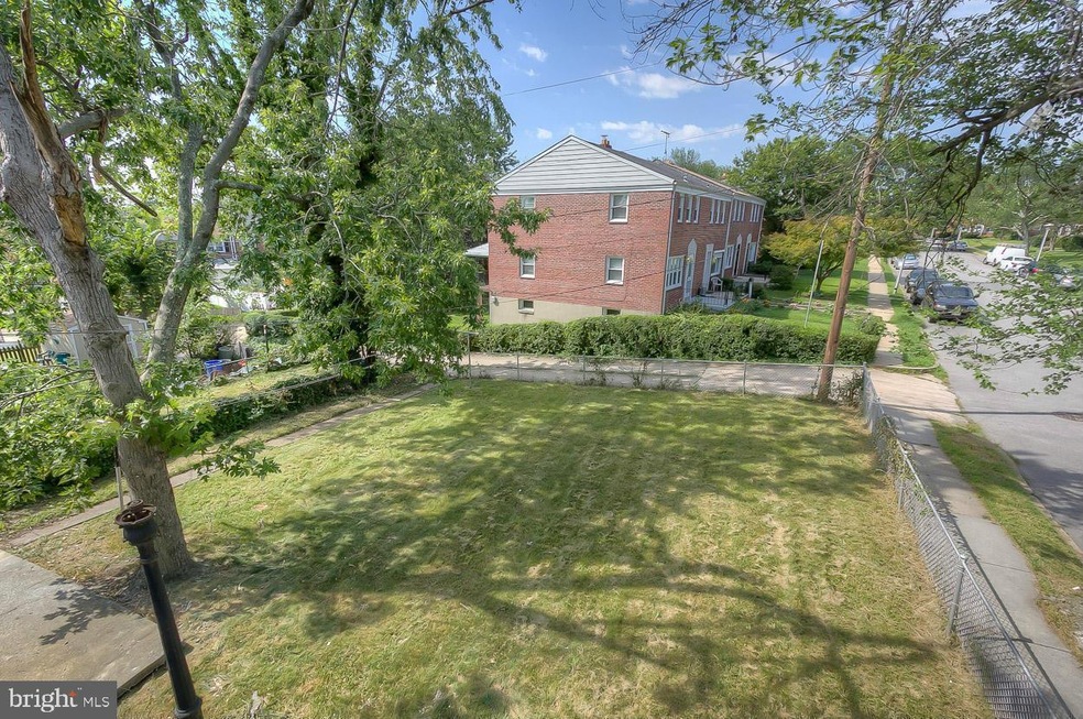 1547 Wadsworth Way, Baltimore, MD 21239 - photo 1