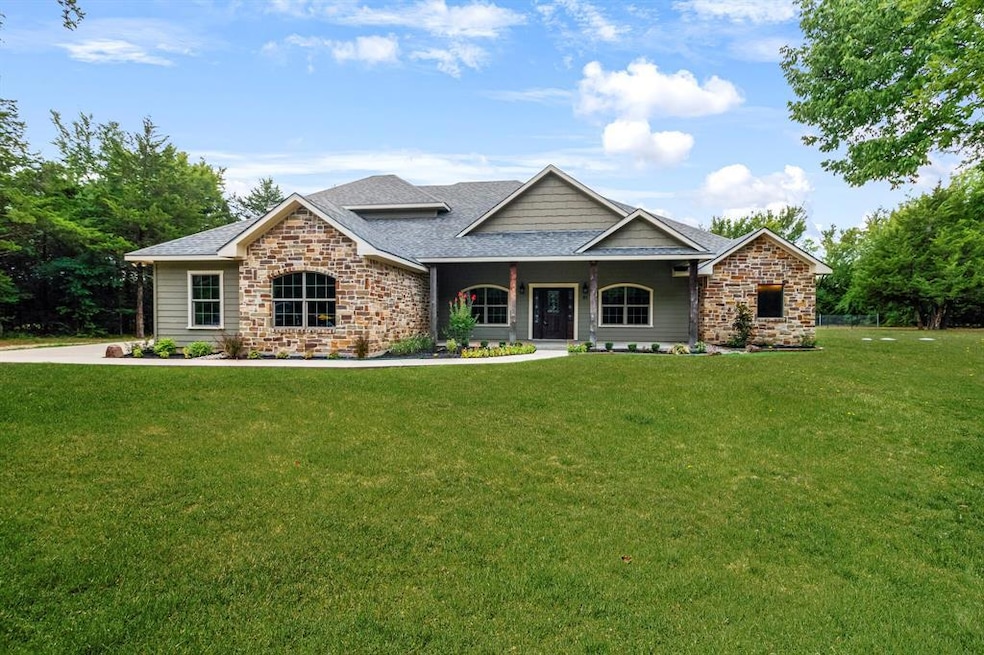 85 Leafy Ln, Denison, TX 75020 - photo 1