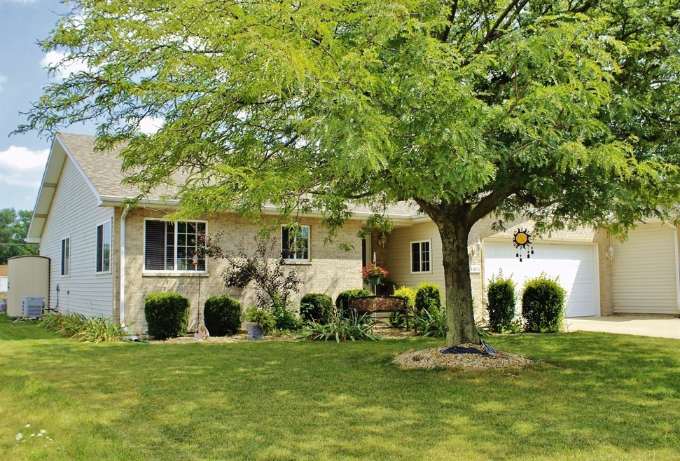 1415 Rokosz Ln, Dyer, IN 46311 - photo 1