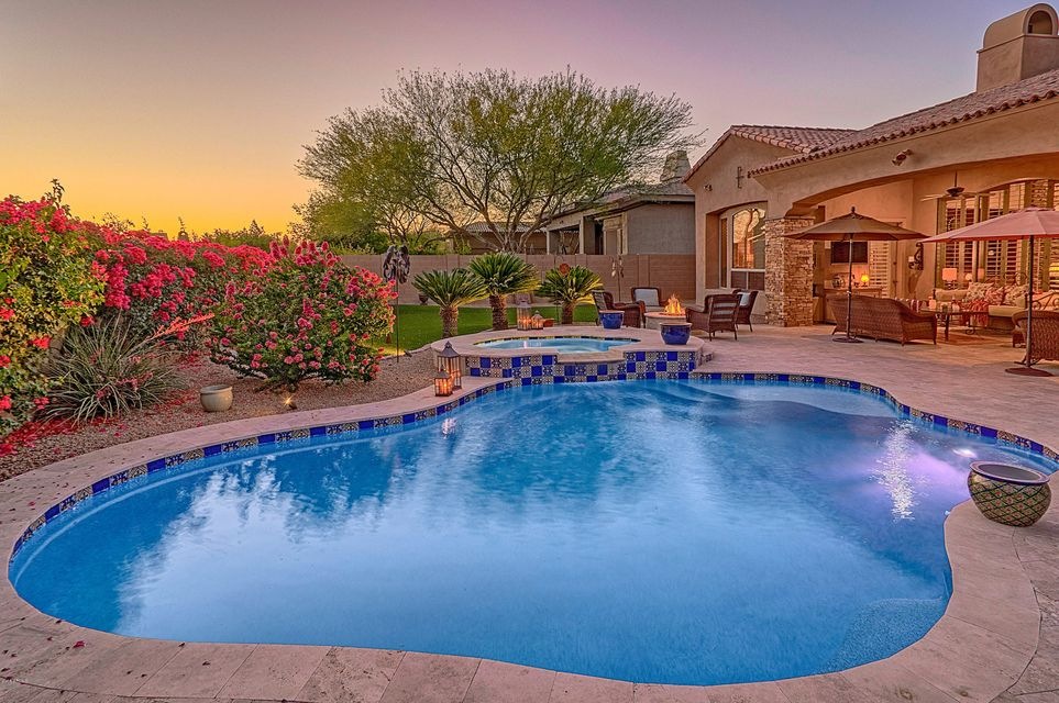 8-42-Pool - Twilight