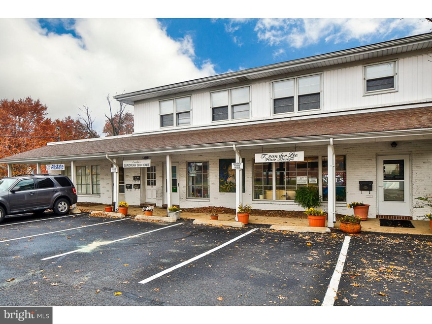 15 Cranbury Rd unit . 1, Princeton Junction, NJ 08550 - photo 1