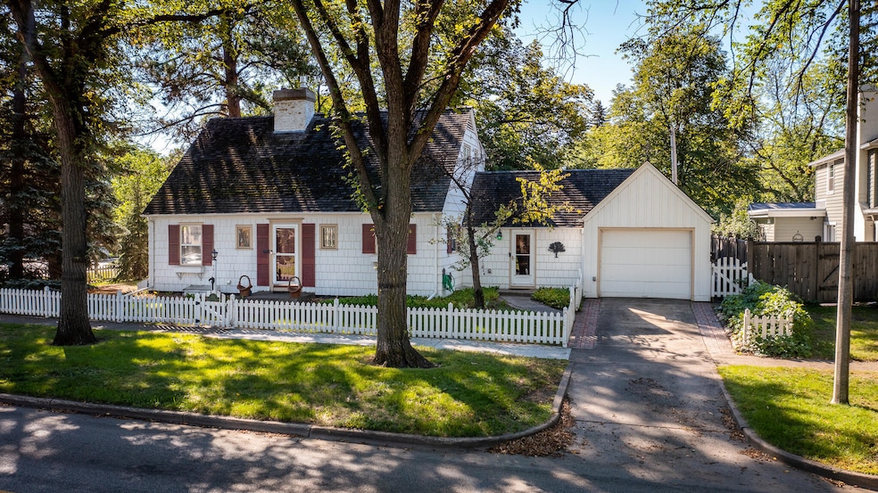 Cape Cod Historic Registry Home