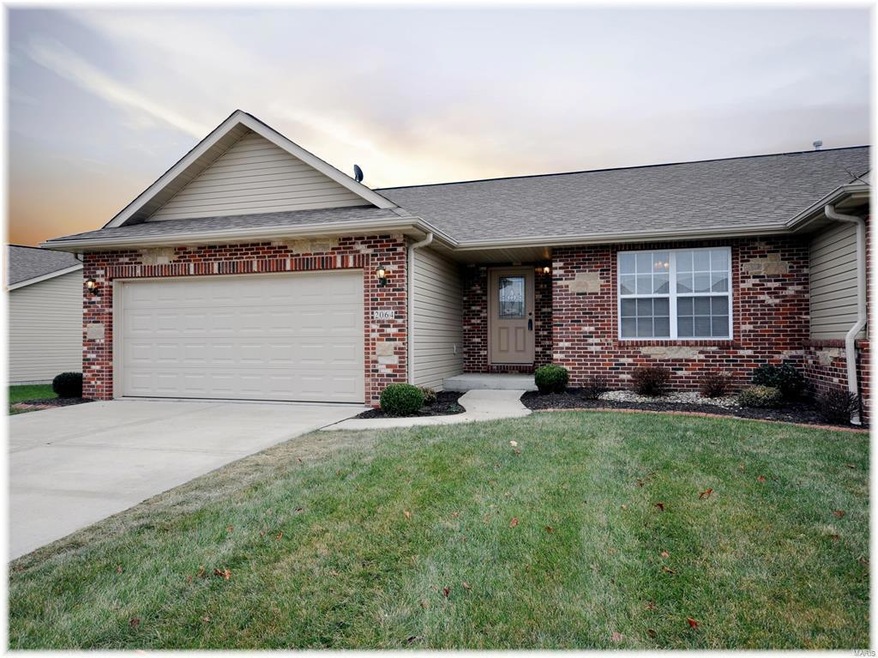 2064 Briarbend Ct, Maryville, IL 62062 - photo 1