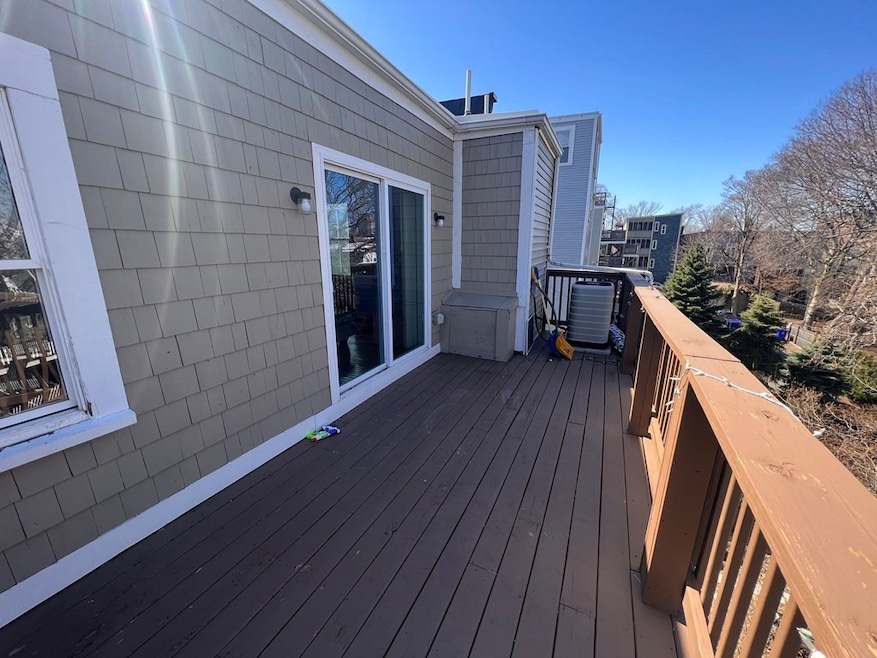 740 E 3rd St unit 3, Boston, MA 02127 - photo 1