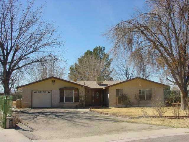 309 Drury Ln, El Paso, TX 79915 - photo 1