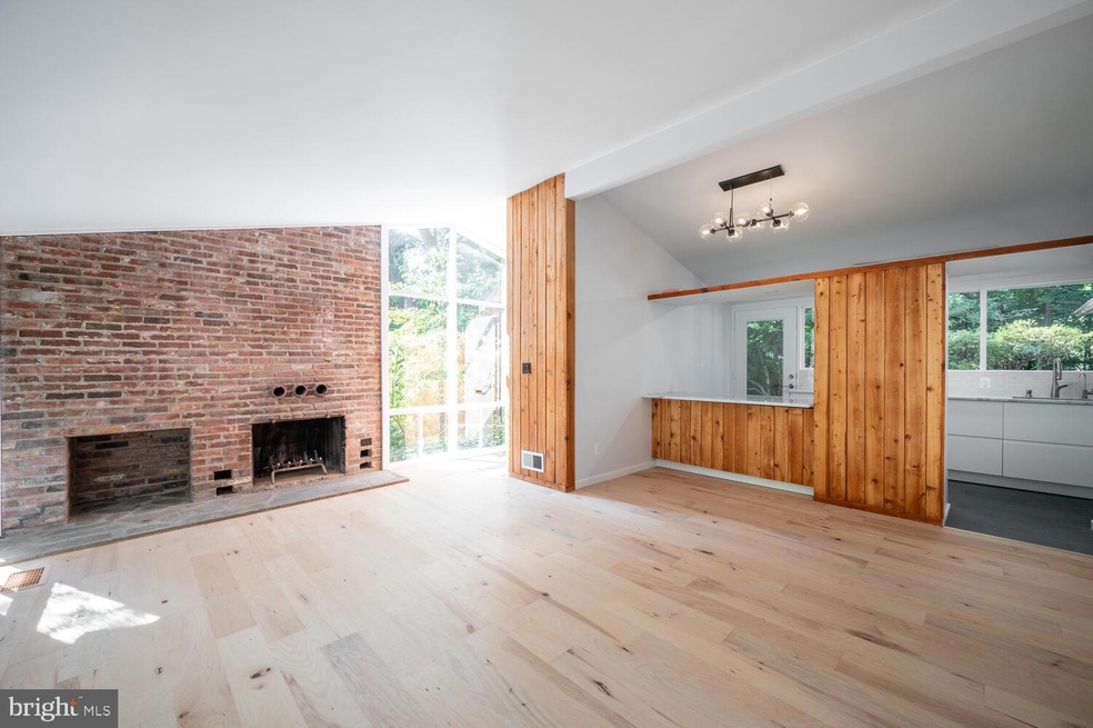 11516 Highview Ave, Silver Spring, MD 20902 - photo 1