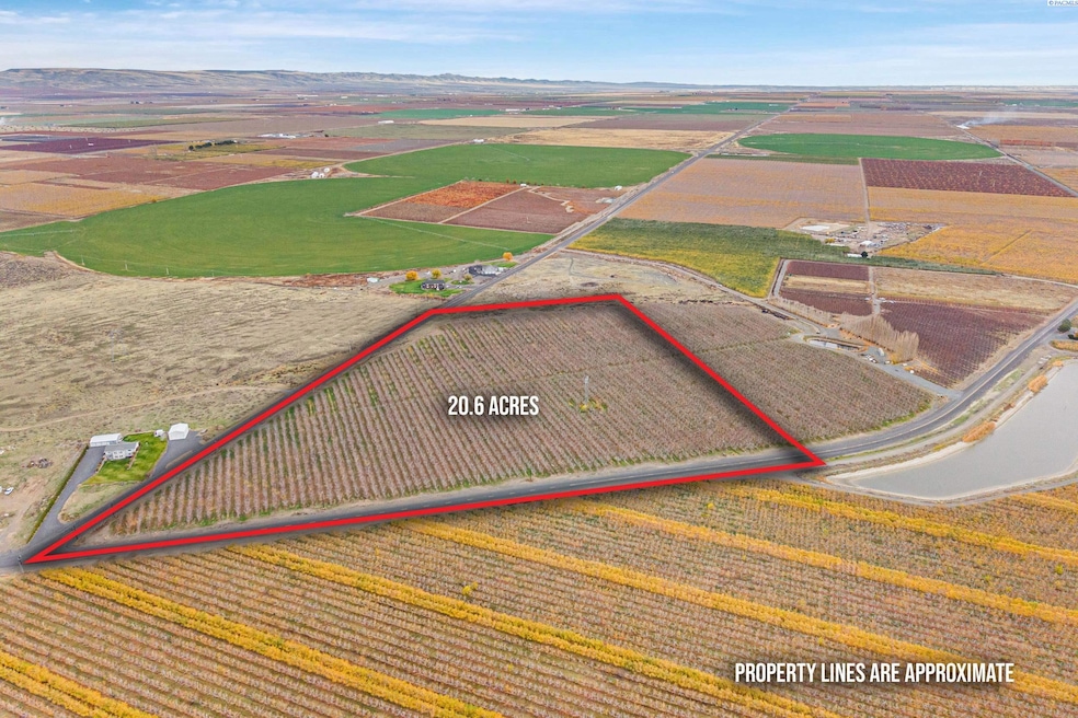 NKA20 E Desert Aire Dr SW, Desert Aire, WA 99349 - photo 1