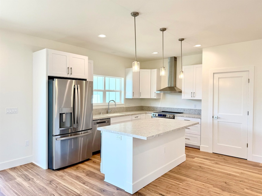 273 Na Mahoe St unit 15, Makawao, HI 96768 - photo 1