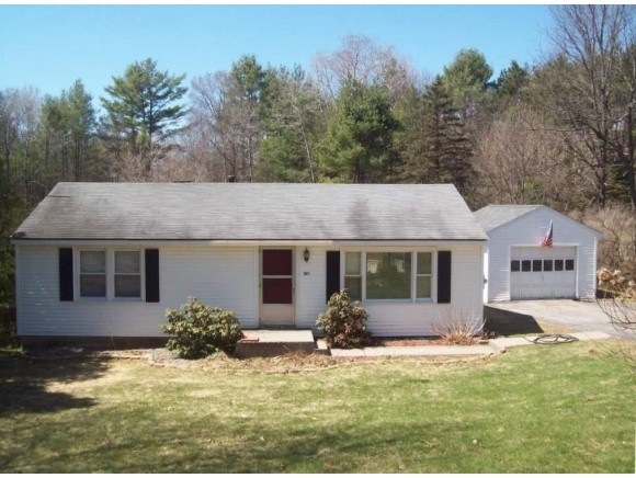 127 Elm St, Whitefield, NH 03598 - photo 1