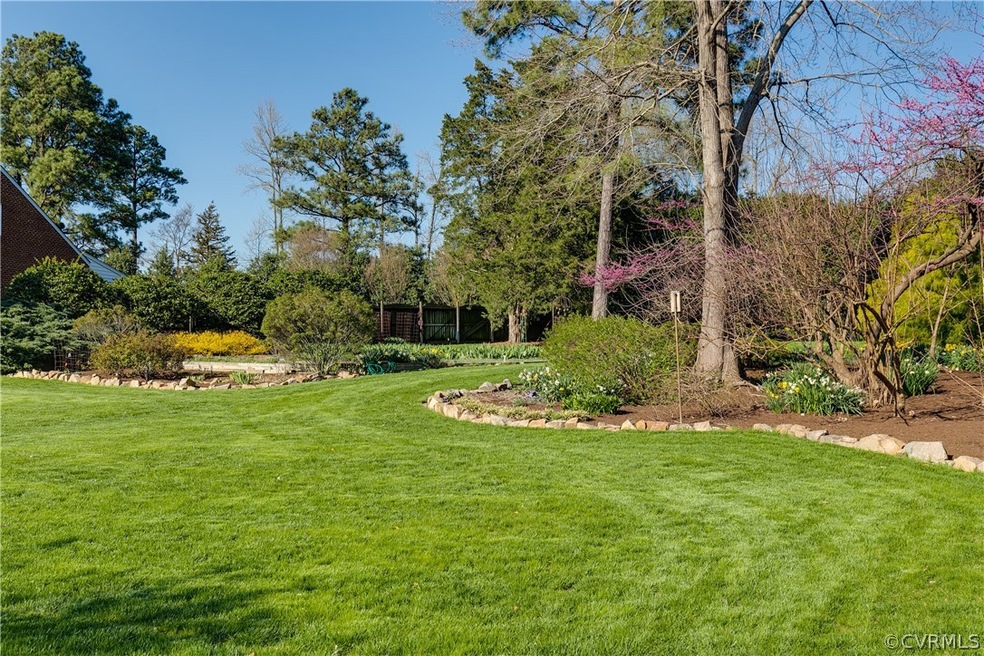 9500 Gaslight Ct, Richmond, VA 23229 - photo 1