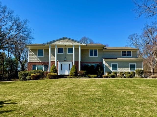 Sold $2,125,000 • Co-Listing Agent