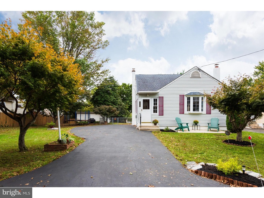 110 Walnut Rd, Wallingford, PA 19086 - photo 1