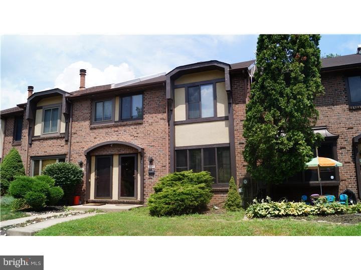 2179 E Village Rd, Southampton, PA 18966 - photo 1