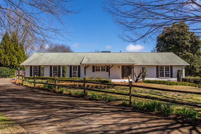 590 Rounsaville Rd, Roswell, GA 30076 - photo 1