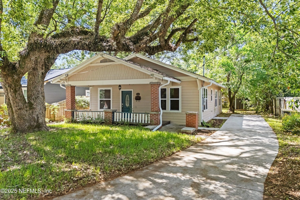 For Rent $1,800/month • Co-Listing Agent