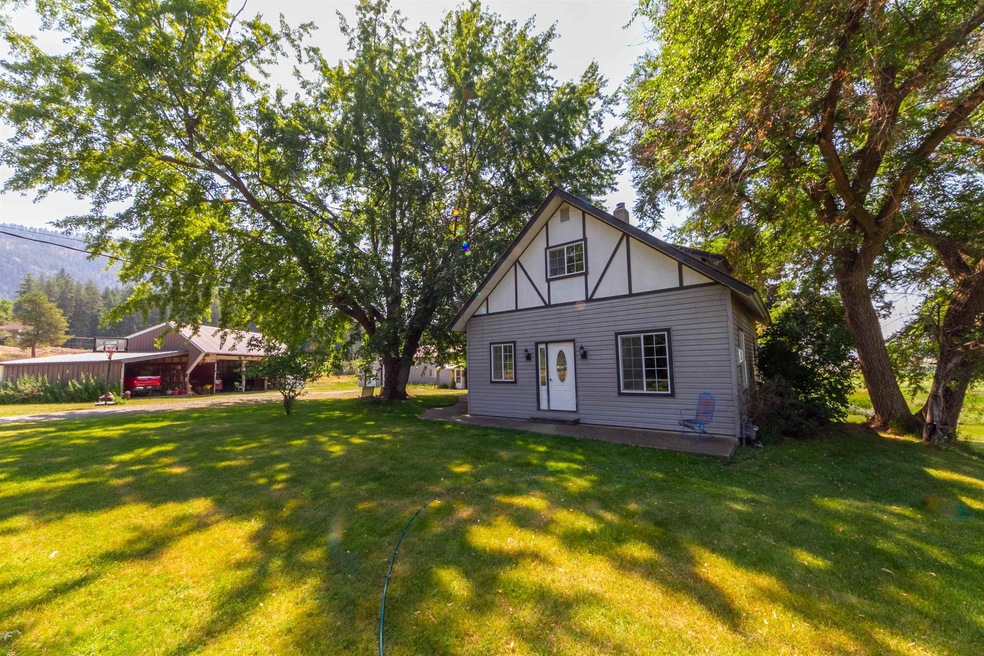 2358 Stingy Ln, Chewelah, WA 99109 - photo 1