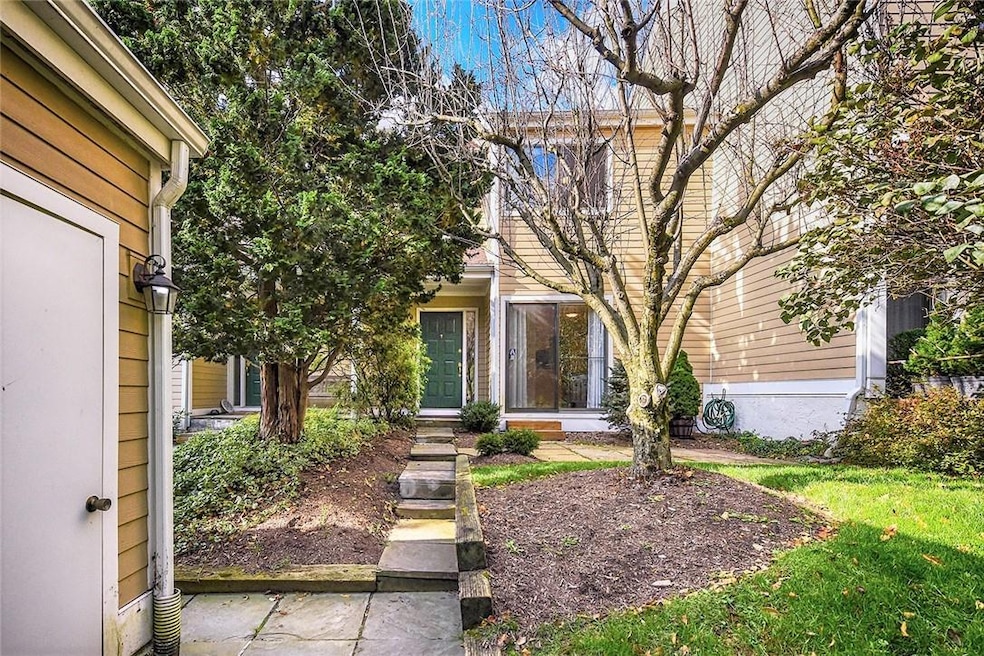 70 Ridgeway Dr, Irvington, NY 10533 - photo 1