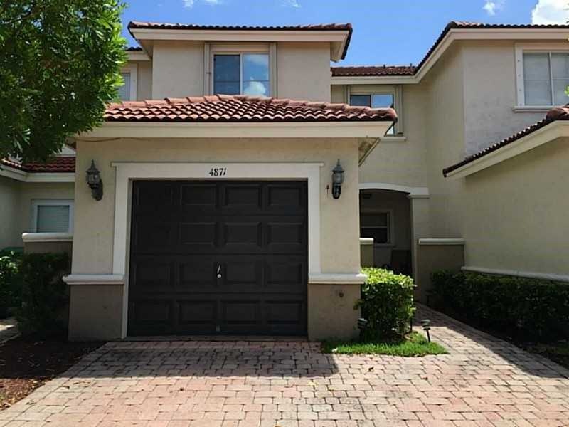 4871 NW 114th Ct unit 4871, Doral, FL 33178 - photo 1