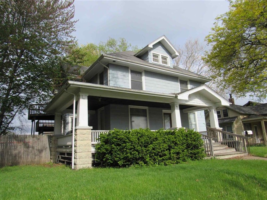 1722 Washington St, Davenport, IA 52804 - photo 1