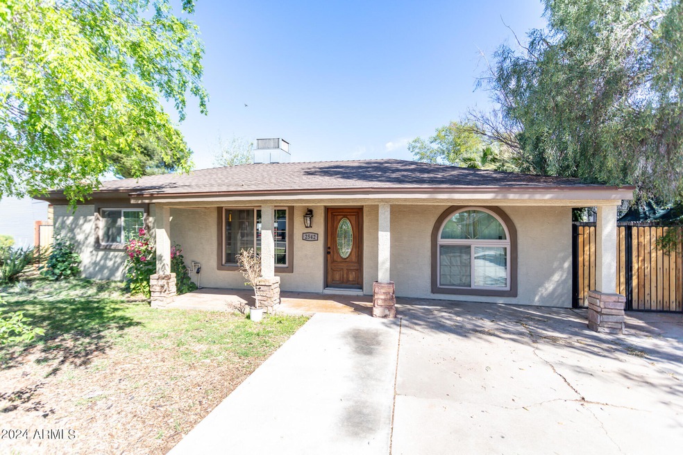 2542 E Willetta St, Phoenix, AZ 85008 - photo 1