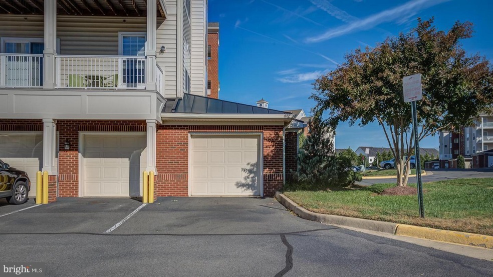 9710 Handerson Place unit 102, Manassas Park, VA 20111 - photo 1