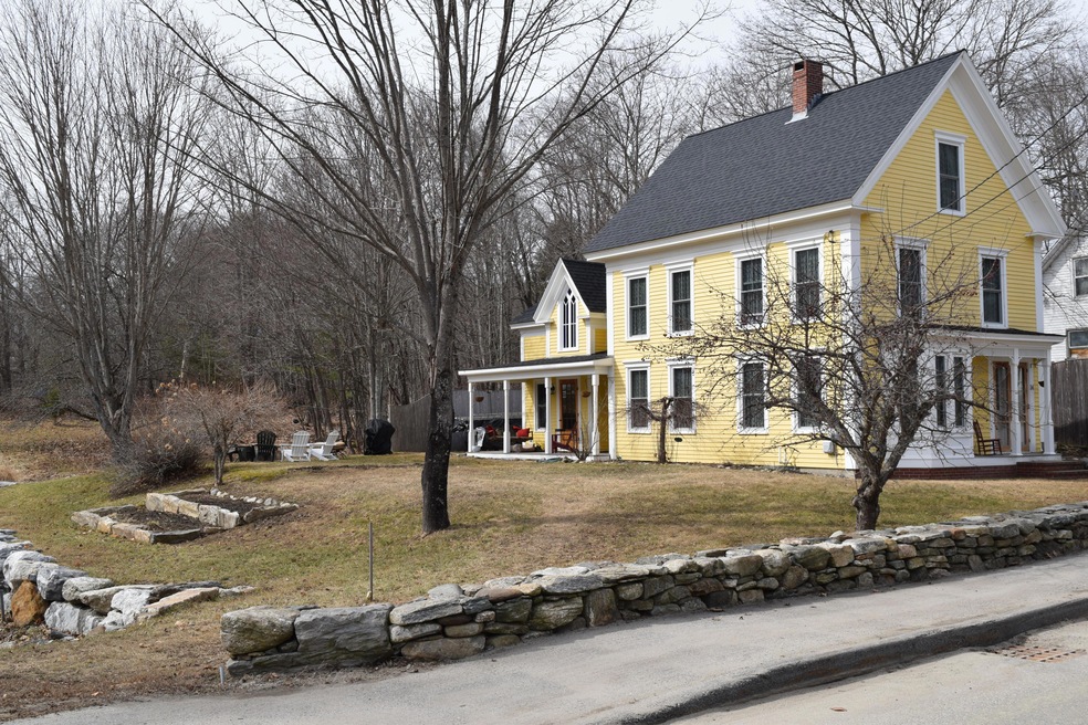 14 Center St, Bowdoinham, ME 04008 - photo 1