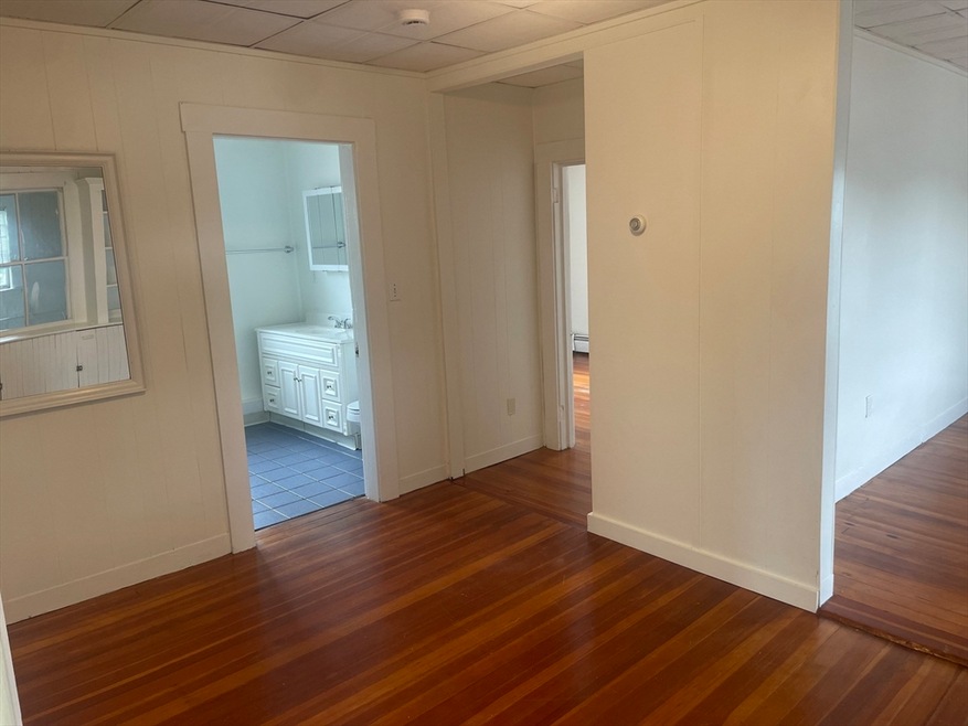 666 Humphrey St unit 3, Swampscott, MA 01907 - photo 1