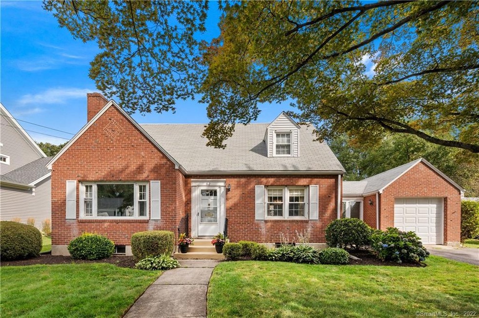 62 Rockledge Dr, West Hartford, CT 06107 - photo 1
