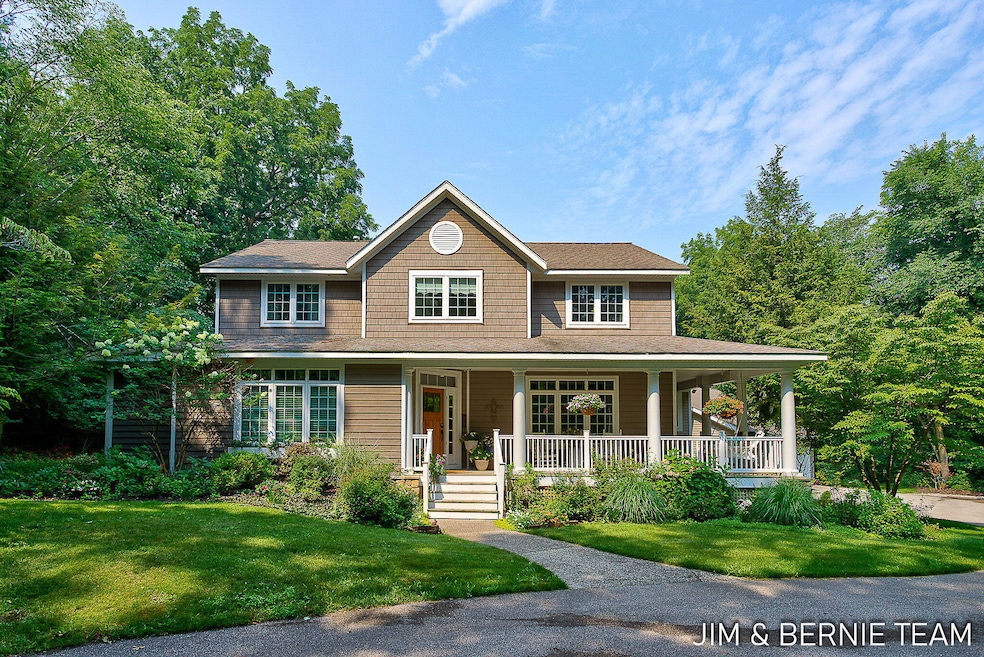 3653 Grand Bluffs Ct SW, Grand Rapids, MI 49534 - photo 1