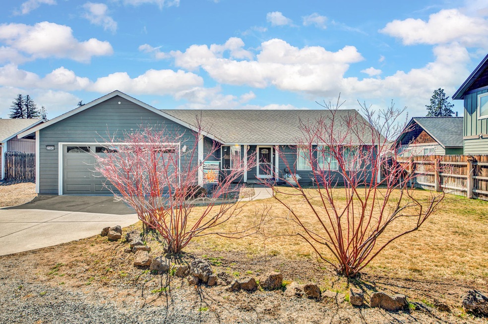 21045 Don St-22
