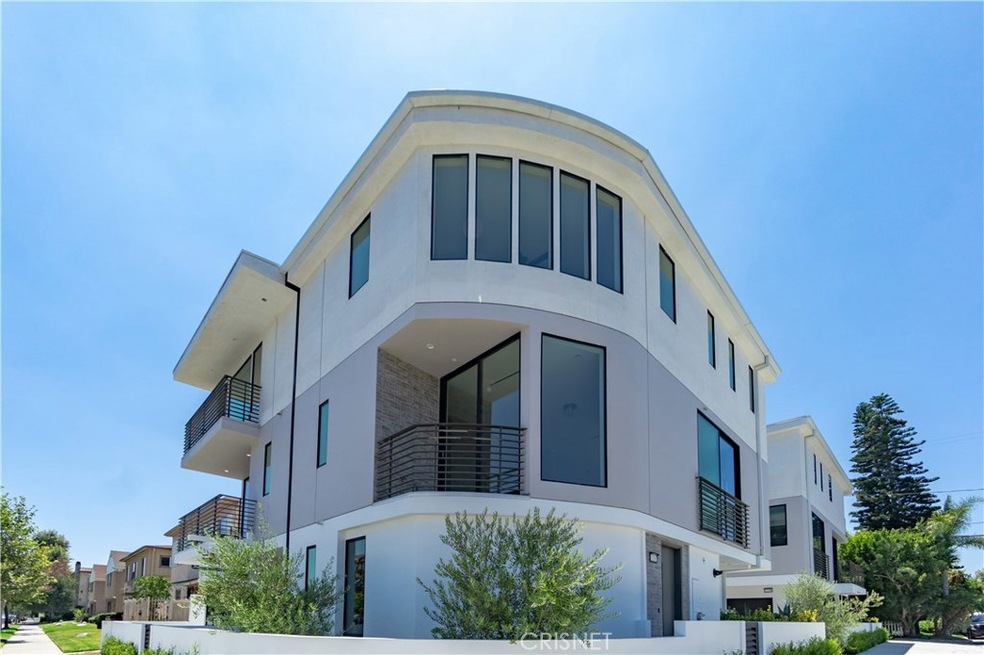 Sold $965,000 • Co-Listing Agent