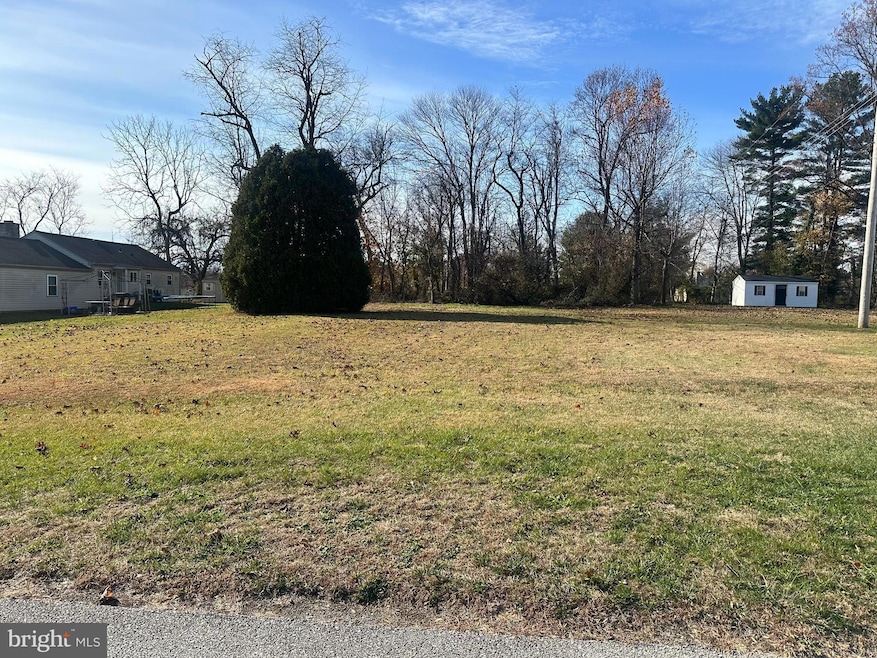 809 Meadowbrook Dr, Hayti, PA 19320 - photo 1