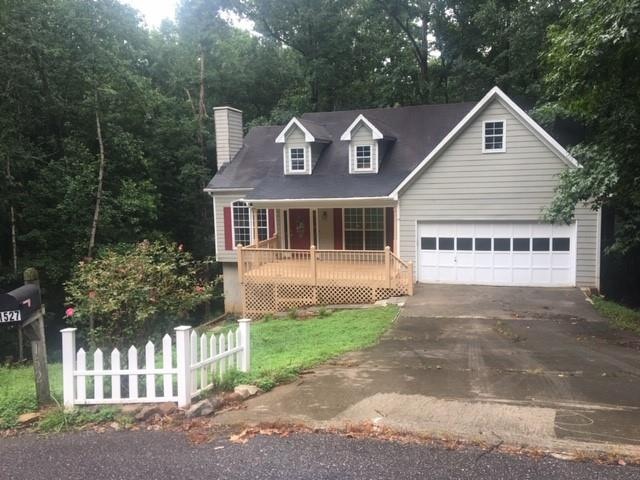 Front of house on cul d sac