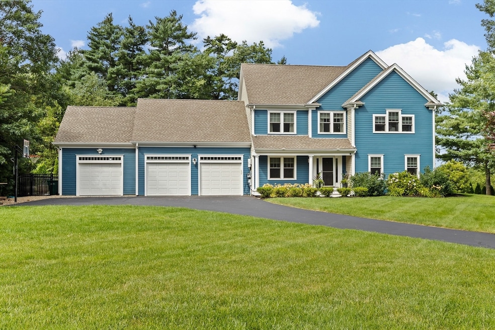 22 Redtail Ln, Carver, MA 02330 - photo 1