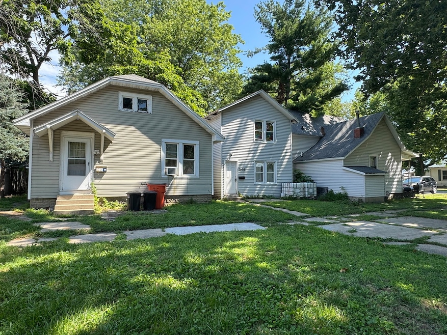 2502 Pine Ave, Mattoon, IL 61938 - photo 1