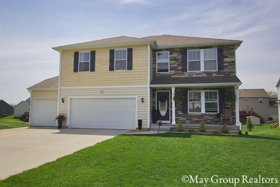 1528 Copperfield St SW, Byron Center, MI 49315 - photo 1