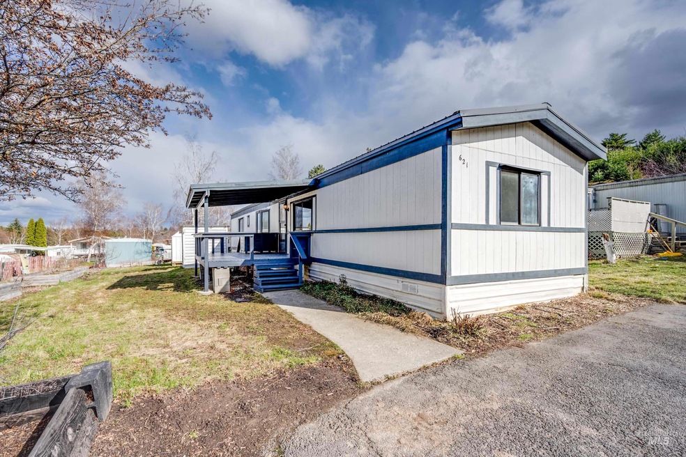 411 N Almon St unit 621, Moscow, ID 83843 - photo 1