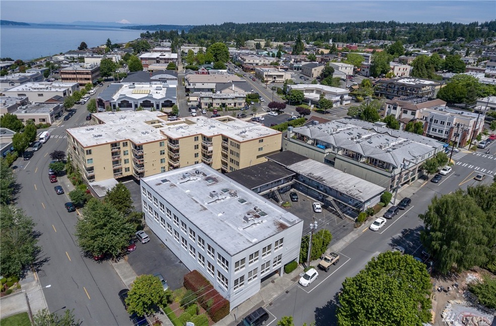 223 Dayton St unit 4, Edmonds, WA 98020 - photo 1