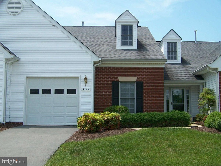 7104 Destiny Ln, Fredericksburg, VA 22407 - photo 1