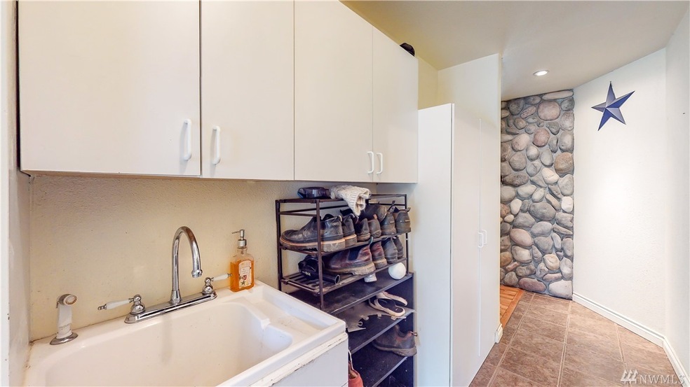 7716 304th St E, Graham, WA 98338 - photo 1